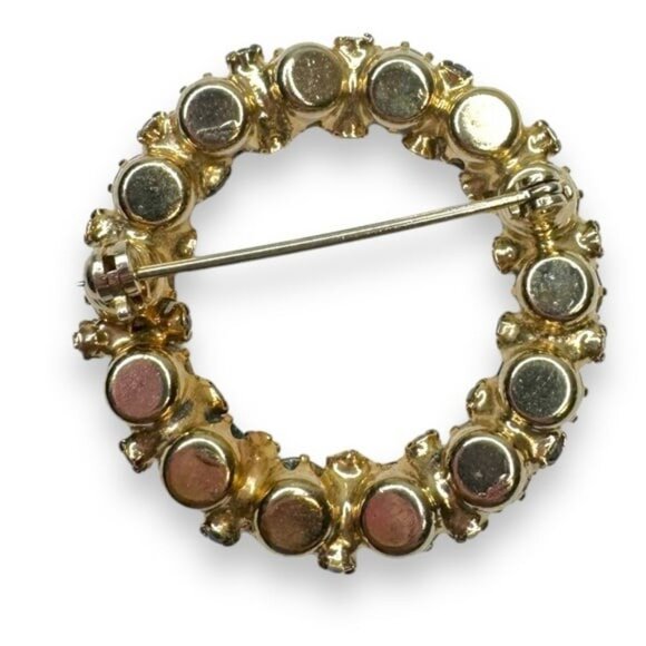 Unsigned Weiss Purple Crystal Gold Tone Wreath Brooch UV Glow Manganese 1.5" - Picture 3 of 8